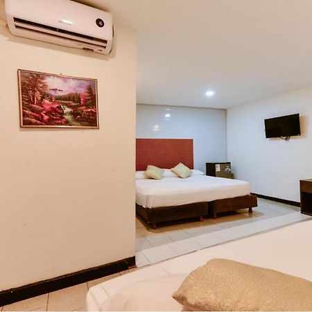Hotel Continental Sai San Andres  Bagian luar foto