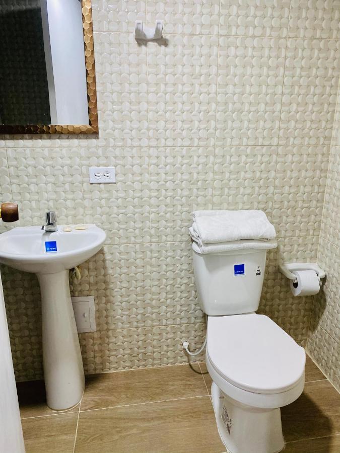 Hotel Continental Sai San Andres  Bagian luar foto