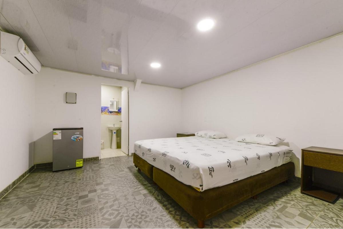 Hotel Continental Sai San Andres  Bagian luar foto